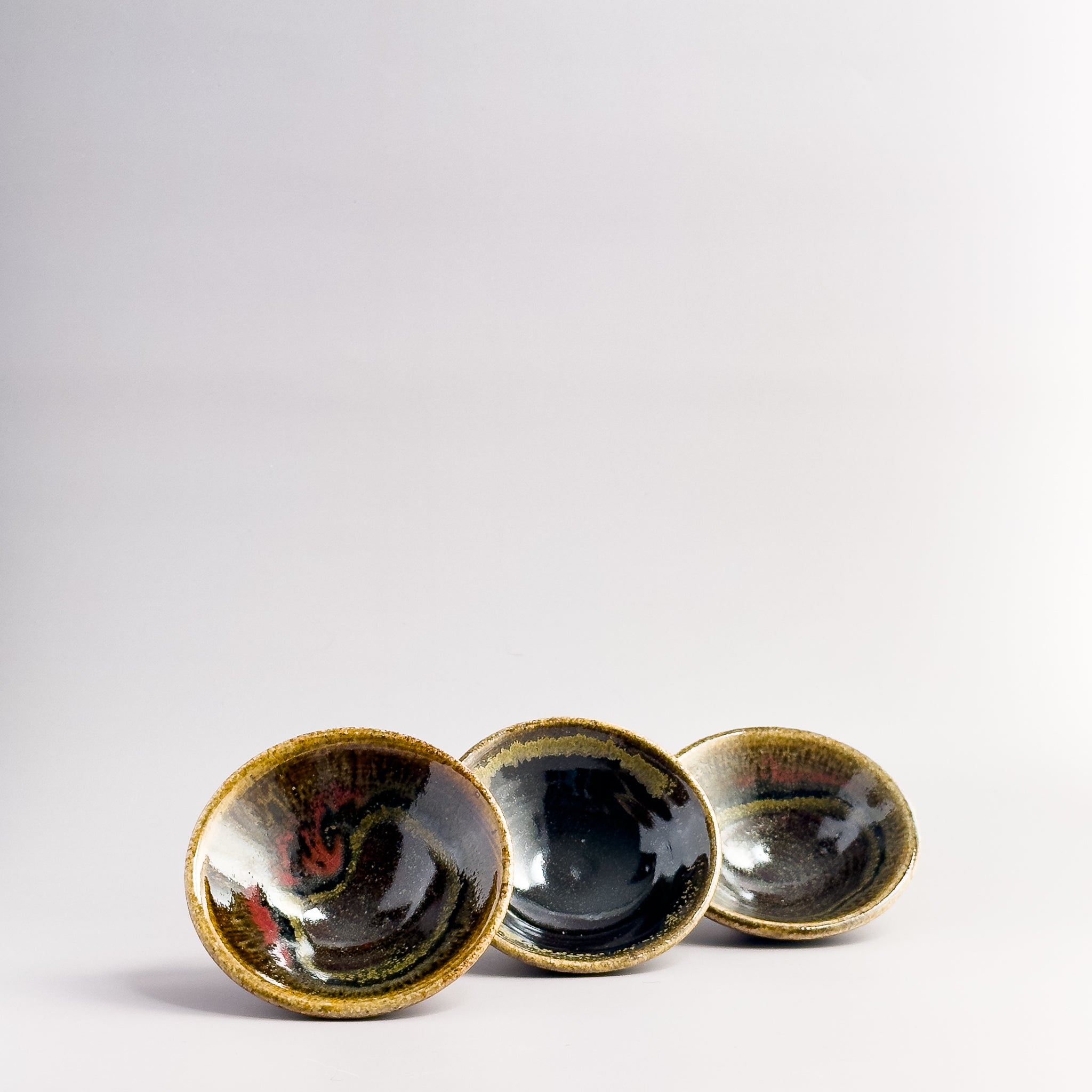 Iris Stoneware Ring Dish