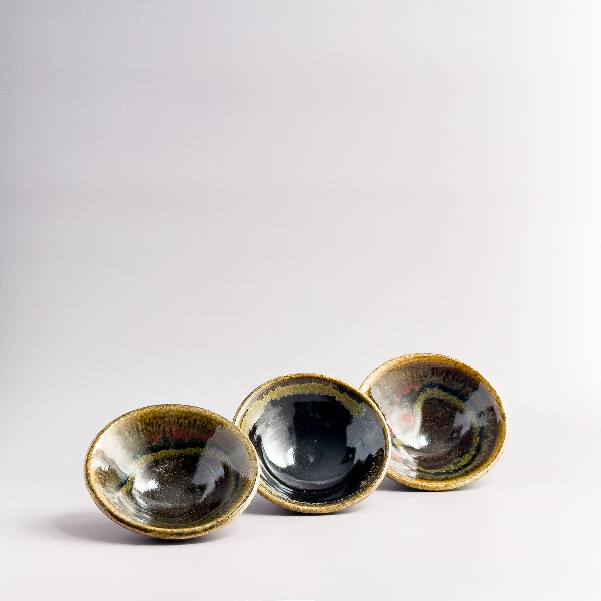 Iris Stoneware Ring Dish